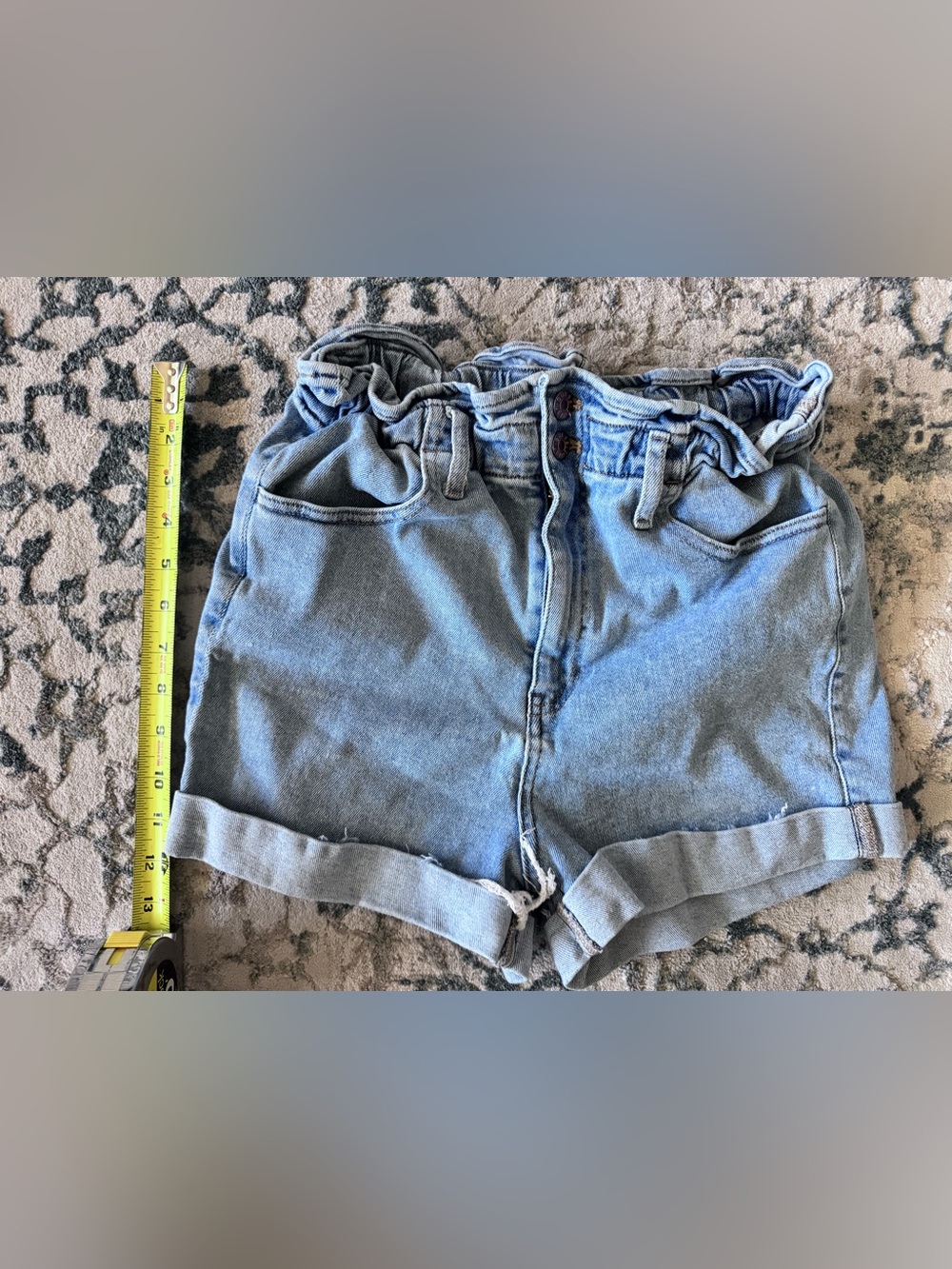 Vintage Guess High-Waist Light Blue Denim Paperbag Shorts size 12